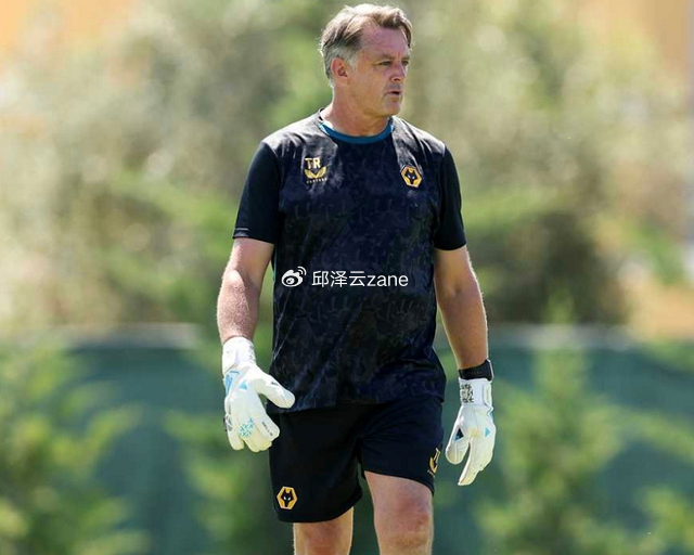 大爱中国!56岁世界级名帅重返中超:曾培养出4名顶级巨星!|门将|罗伯茨|威尔士|ac米兰|阿森纳_新浪体育_新浪新闻